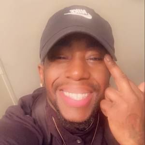 Meet your Posher, Deandre